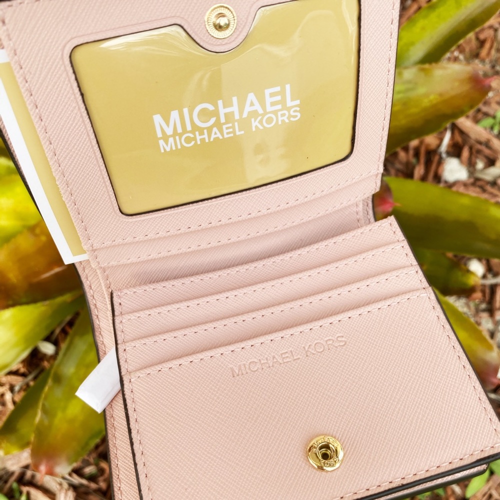 Gaby’sBags👜💕- NWT Michael Kors Wallet Pink - Picture 5 of 6